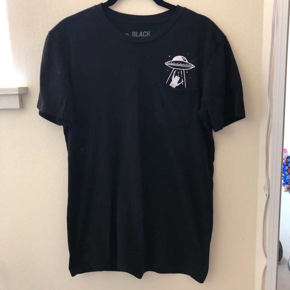 cat alien pocket tee